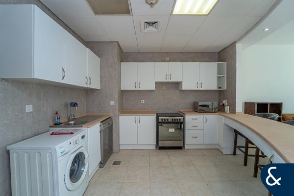 Stunning Views | Spacious | Well Maintained